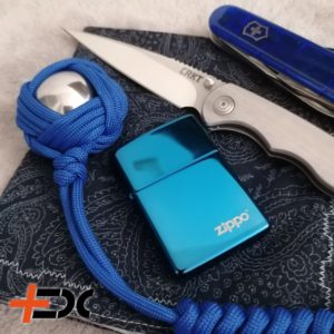 +EDC Celtic Slammer – select colour Celtic Slammer is a self-defence tool. Steel, marble or other hard material braided with paracord. Very similar to MonkeyFist, but this braiding - let us see the hard material in the middle -, gives a nice design. different colours 32mm steel ball bearing ring small steel carabine