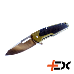 Böker Magnum Enok The compact size and great price/value makes it a great choice! Your companion anytime, anywhere and do the dirty works for you! 440A steel synthetic + rubber handle Clip Flipper or thumb hole opening LinerLock 6,5cm bladelength 16cm overall length 2,3mm blade thickness 64g weith